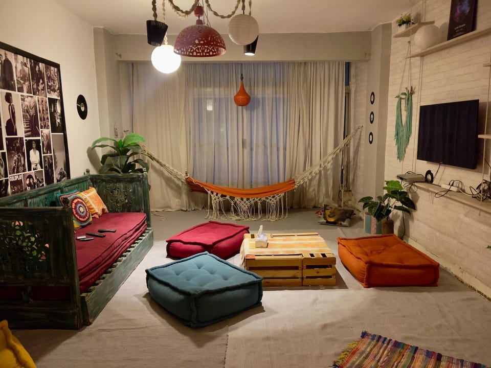 TV and multimedia, Living room, Seating area