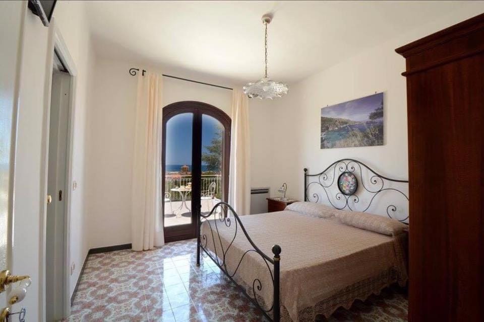 Il Paradiso Di Hyele Bed and Breakfast in Campania