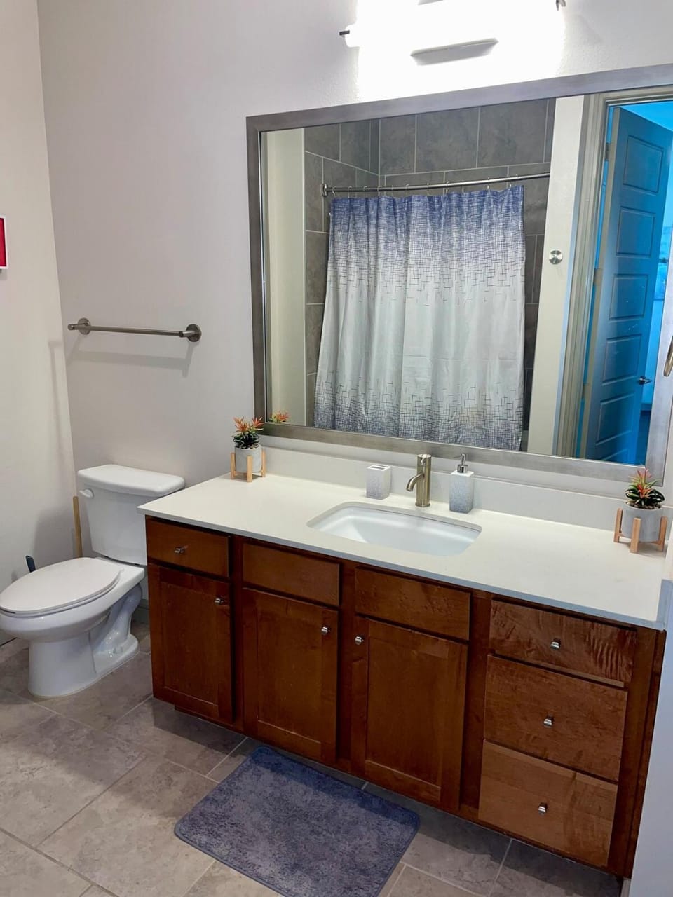 Houston Luxury 1BR-3BD-Pool-Gym Apartment in Houston