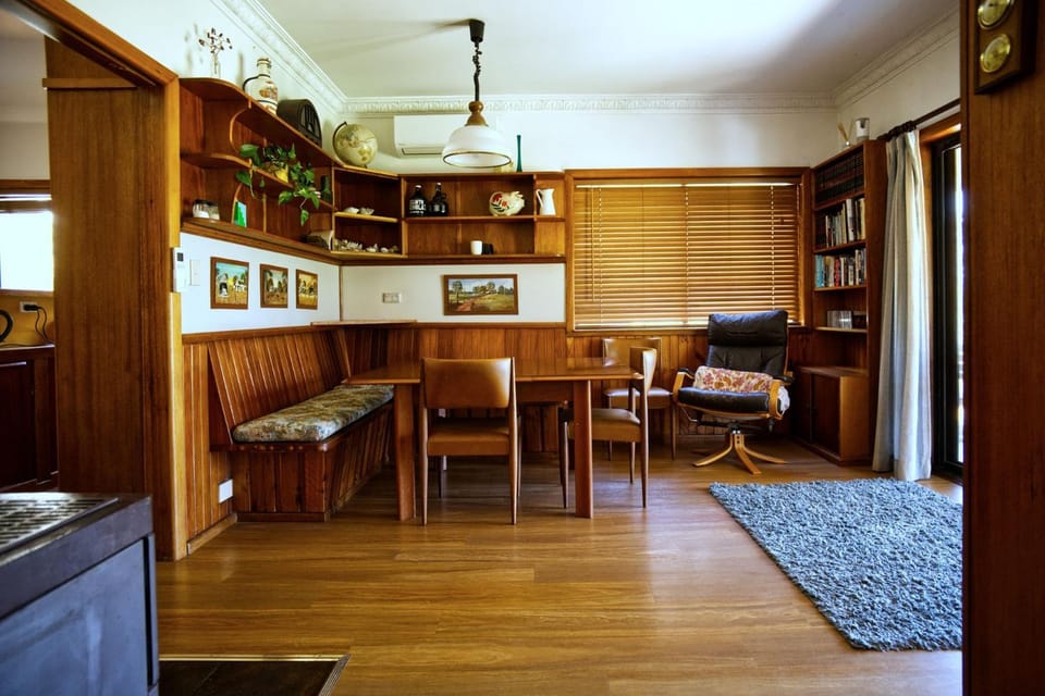Seabreeze Arches- Pet friendly- uninterrupted water views across Jervis Bay House in Callala Bay