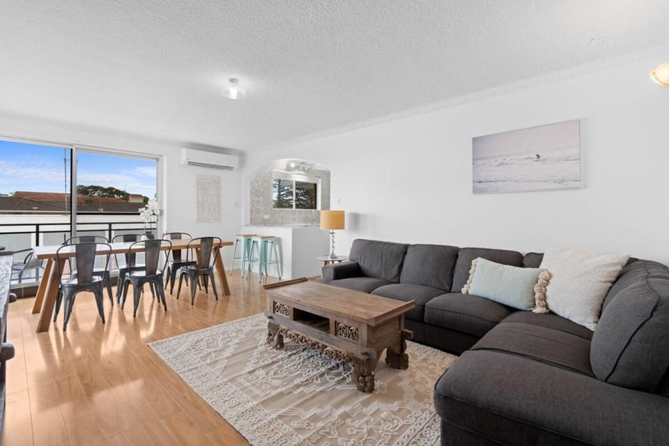 Aqua Haven - 2-bedroom unit with lake view! Apartment in Forster