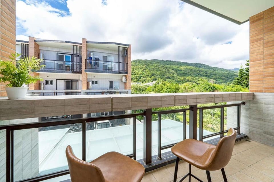 View (from property/room), Balcony/Terrace