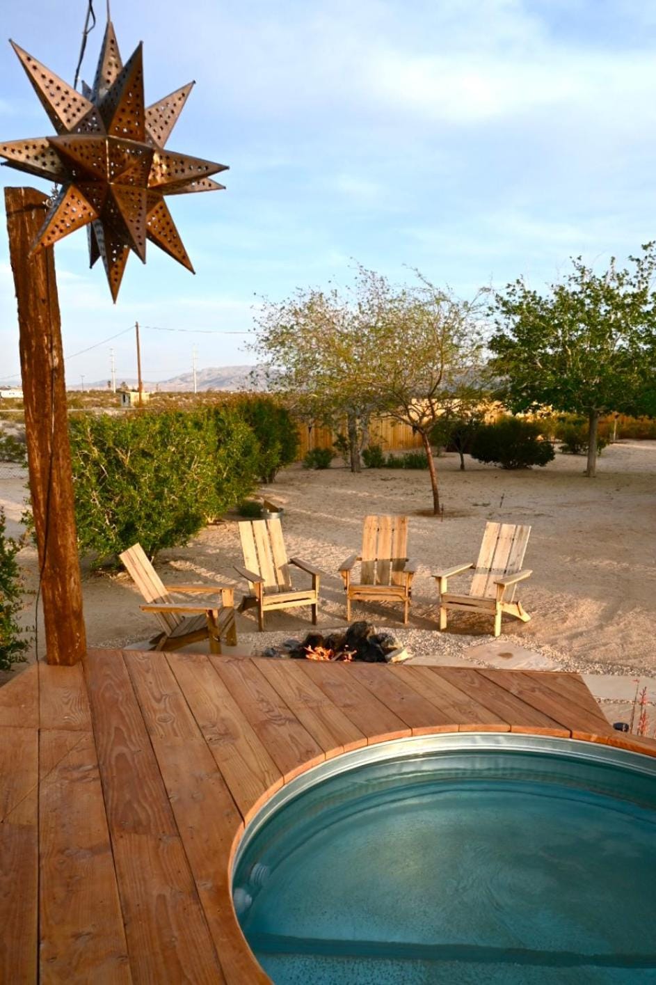 Seating area, Swimming pool, fireplace