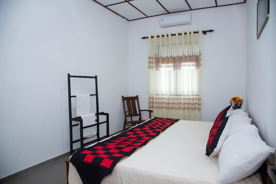 Star Palace - Balapitiya Bed and Breakfast in Southern Province