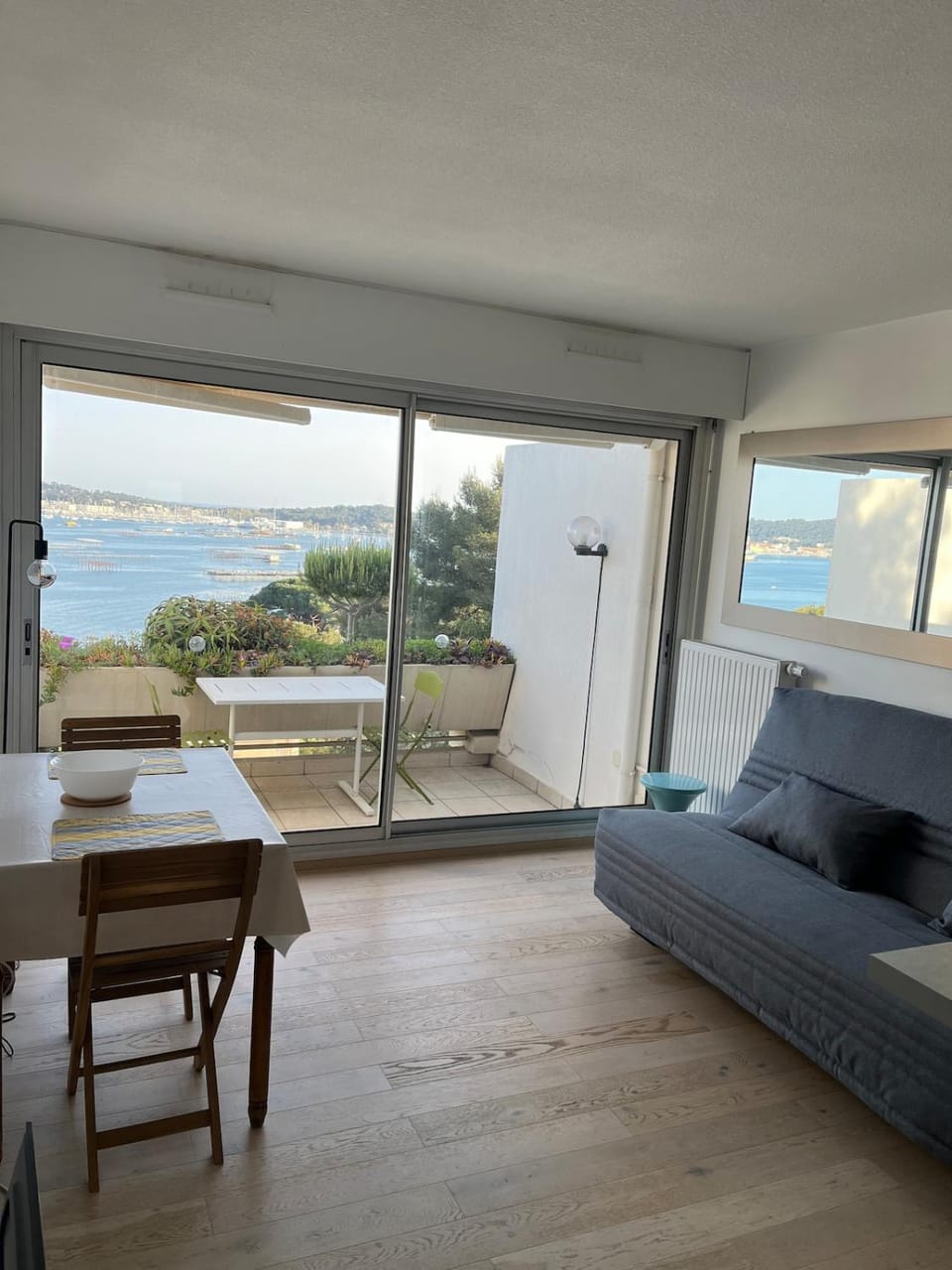 Studio vue mer Apartment in La Seyne-sur-Mer