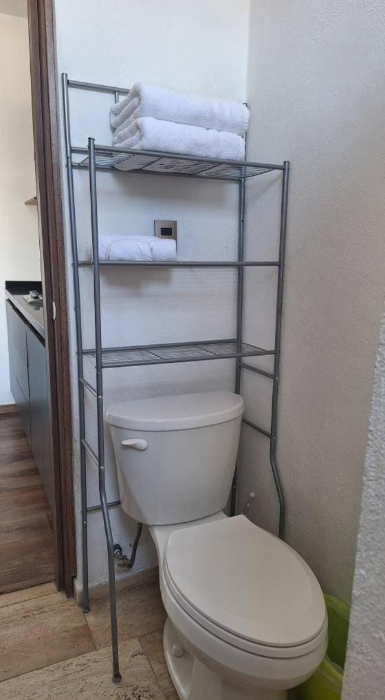 Bathroom, towels