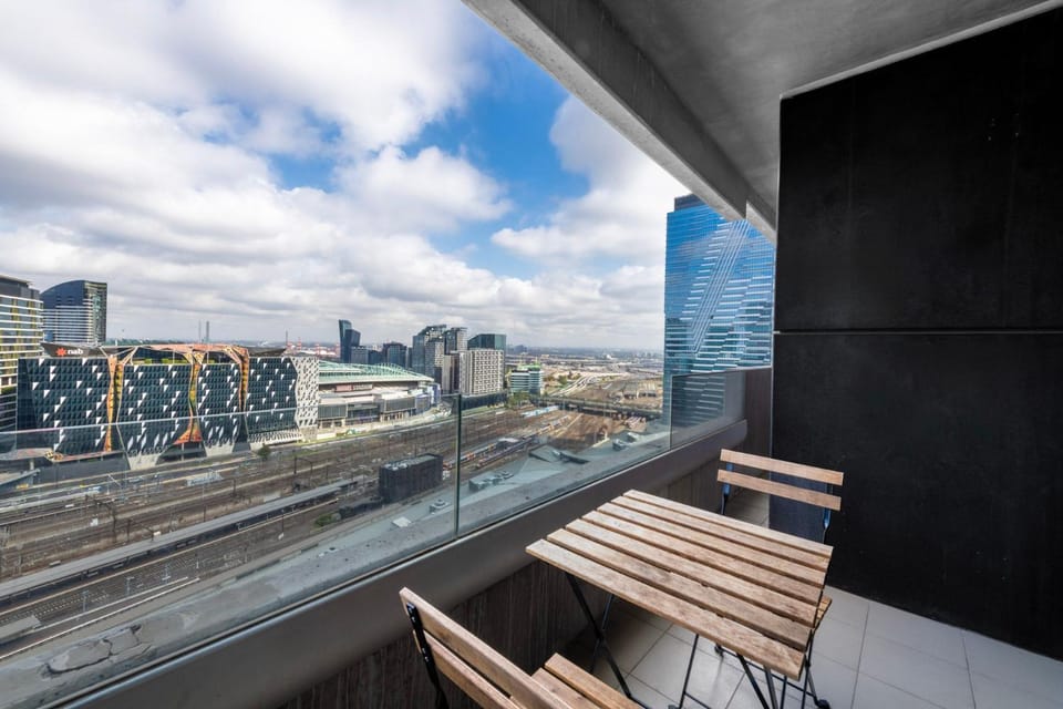 Day, View (from property/room), Balcony/Terrace, Seating area, City view