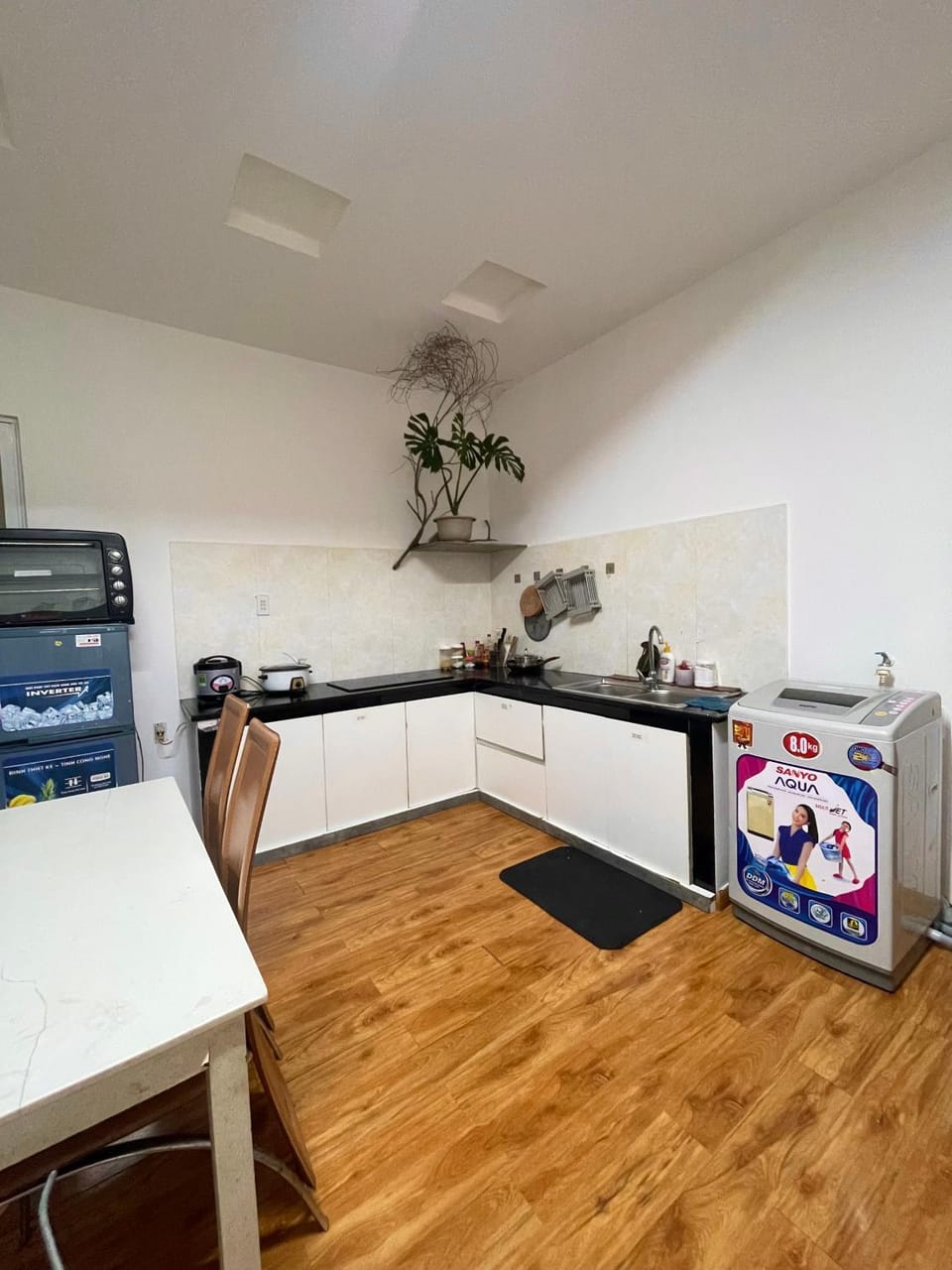 Kitchen or kitchenette, Evening entertainment