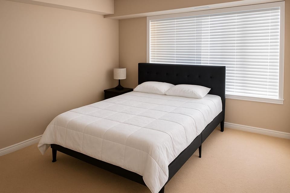 2 Bedroom Condo in Milton Apartment in Milton