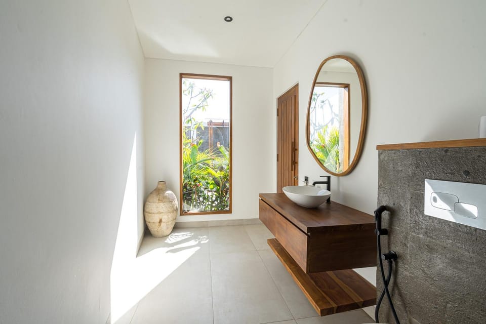 Villa Loka Lodge - Nyang Nyang by Yolla Hospitality Villa in Bali