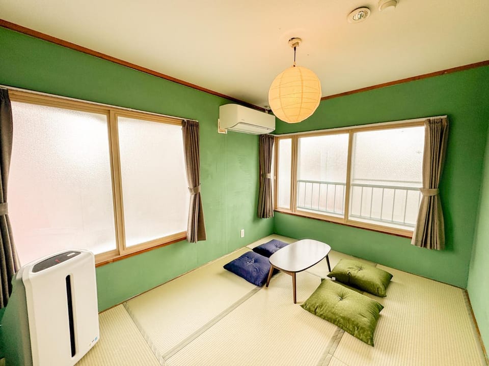 Living room, Bedroom, air conditioner