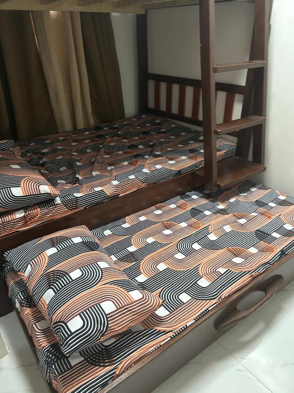 bunk bed