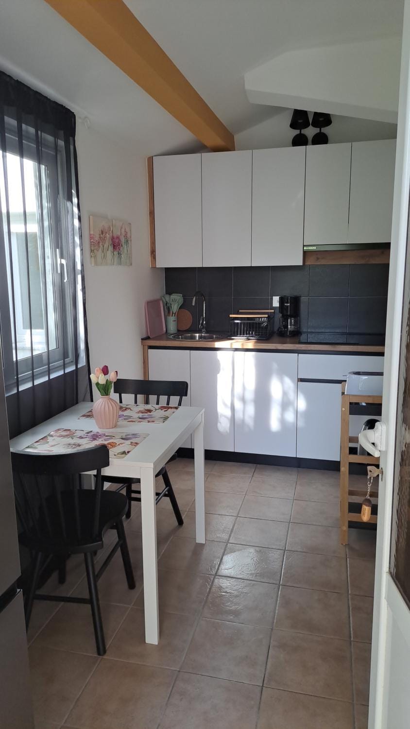 Kitchen or kitchenette, stove