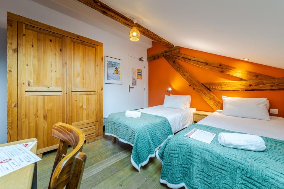 Hideout Hostel Nature lodge in Montriond