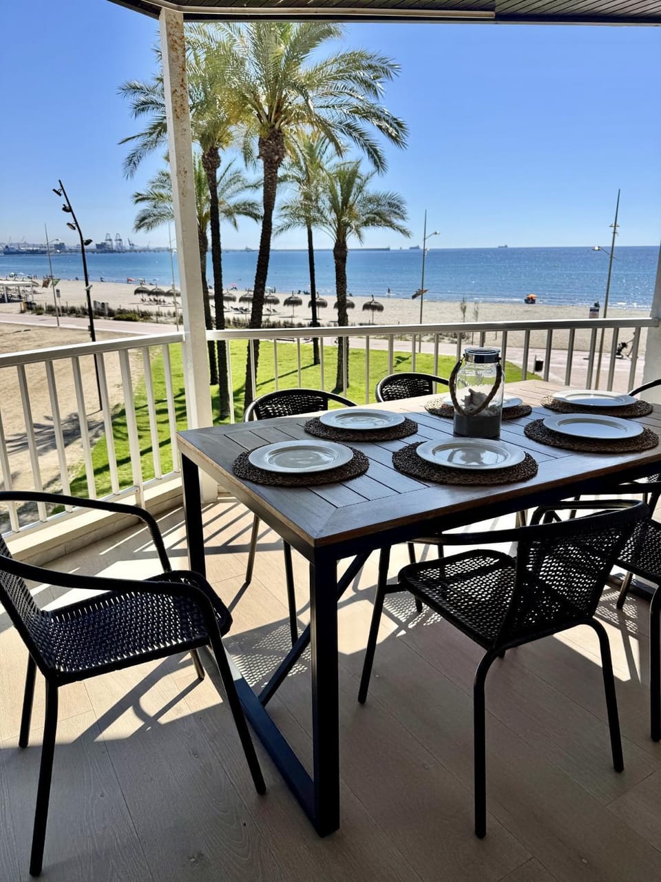 APARTBEACH NUEVO BELL RACO y FRENTE PLAYA Apartment in La Pineda