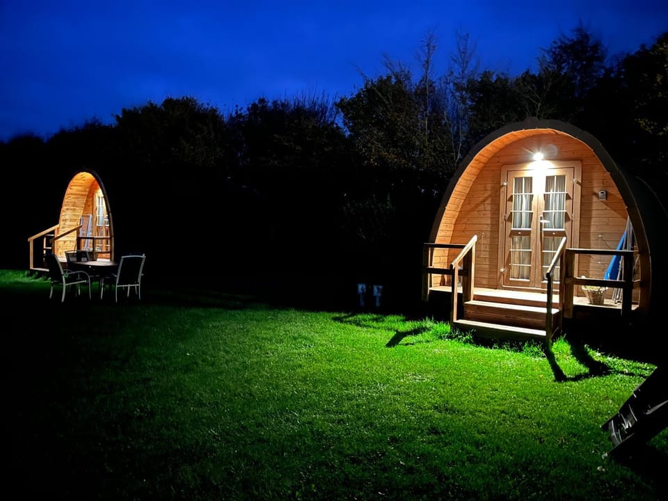 Luxe Houten Pod 3 Aagtekerke Dichtbij Zee en Natuur Chalet in Zeeland, Netherlands