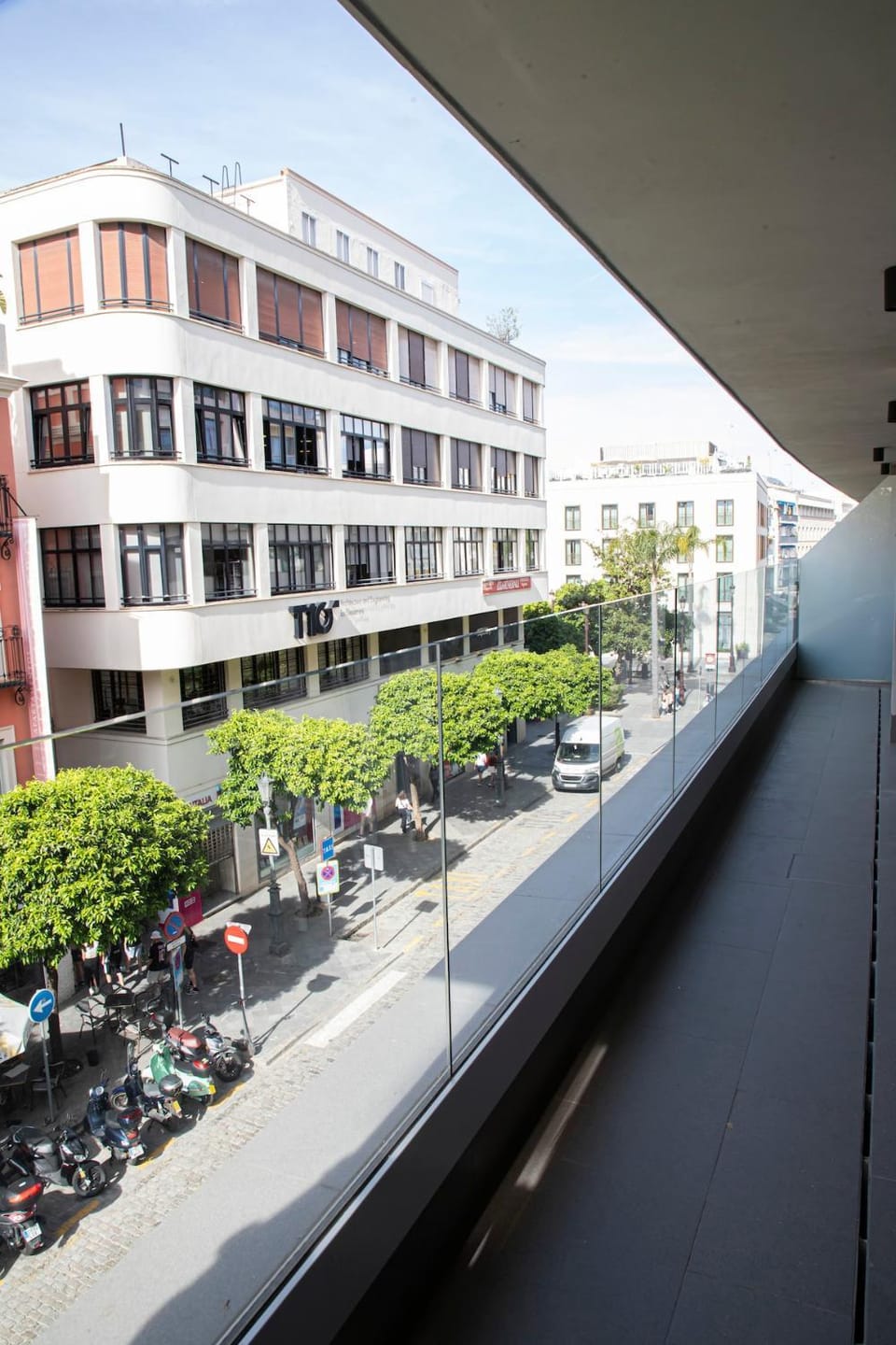City view, Street view