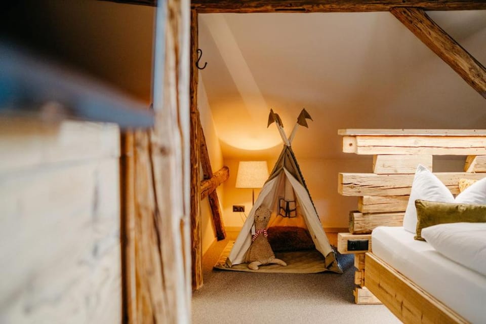 Historischer Gasthof Zum Anker Wachau Hotel in Dresden