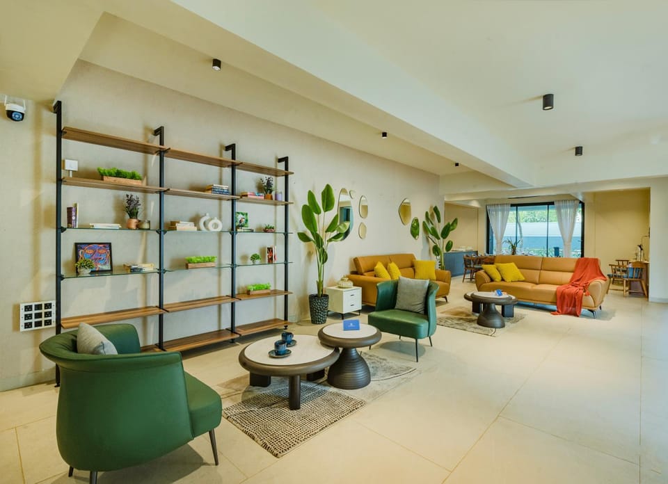 Living room, Seating area
