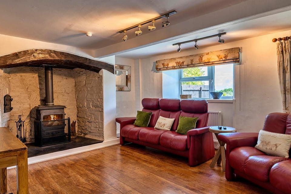 Communal lounge/ TV room, Living room