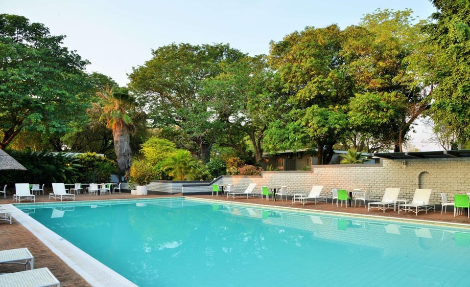 Spring, Day, Garden, Balcony/Terrace, Garden view, Pool view, Swimming pool, sunbed
