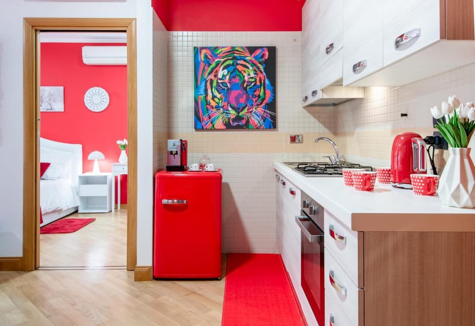 Food close-up, Kitchen or kitchenette, Dining area, Breakfast, oven, stove, kitchen