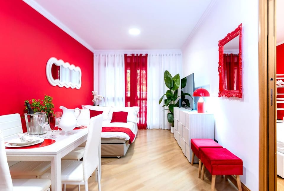 Bed, Living room, Seating area