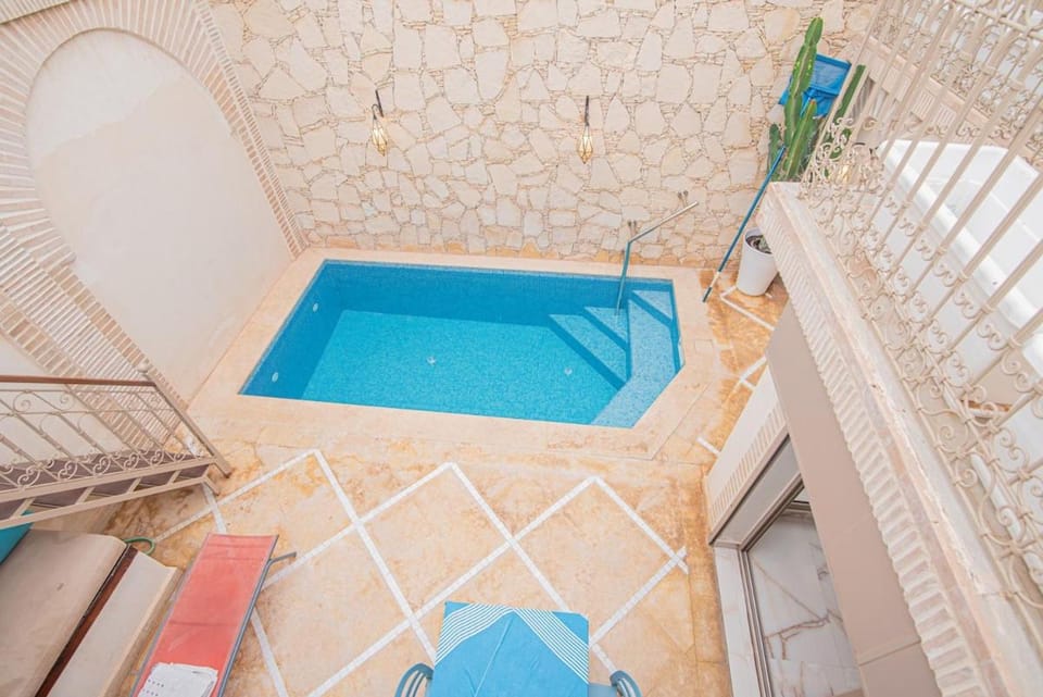 Pool view, Swimming pool