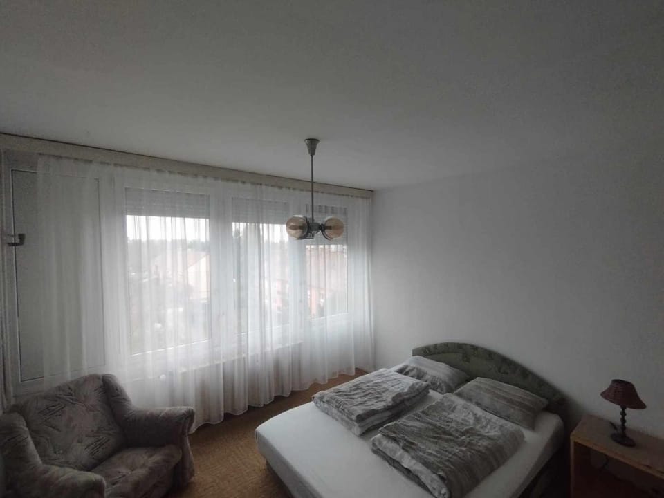 VárAdy Apartment in Hungary