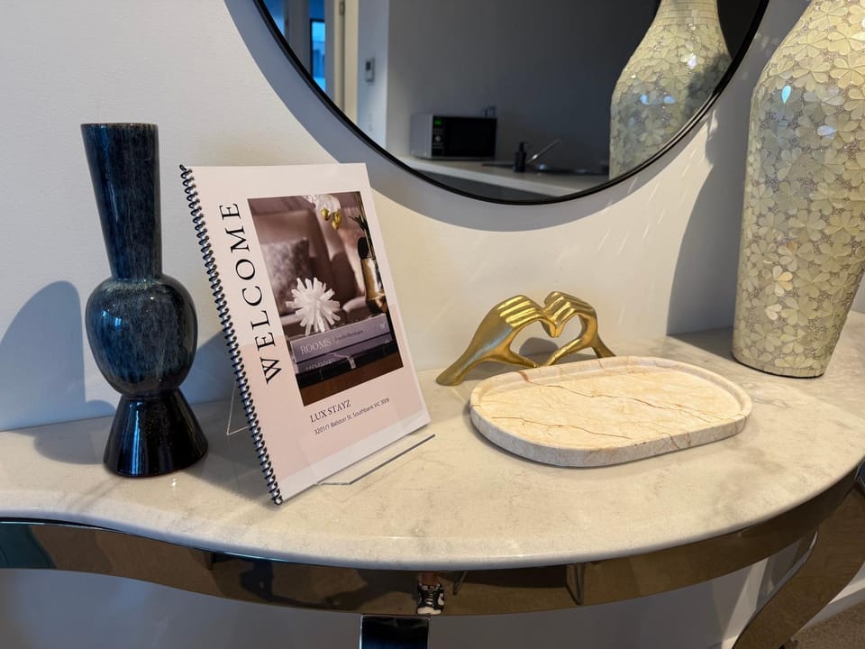 Premium 3 Bedroom Apartment in Southbank Apartment in Southbank