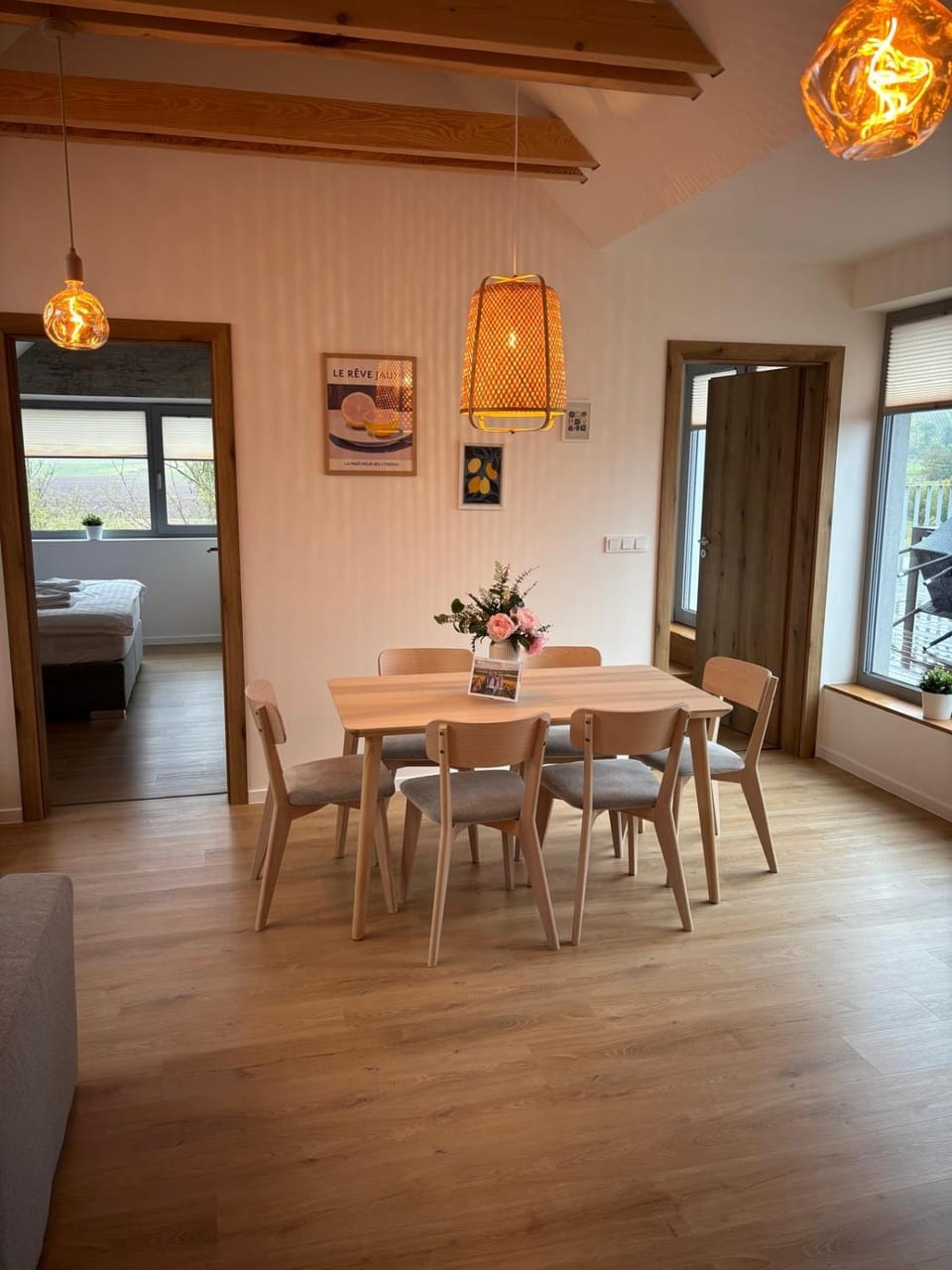 Living room, Seating area, Dining area