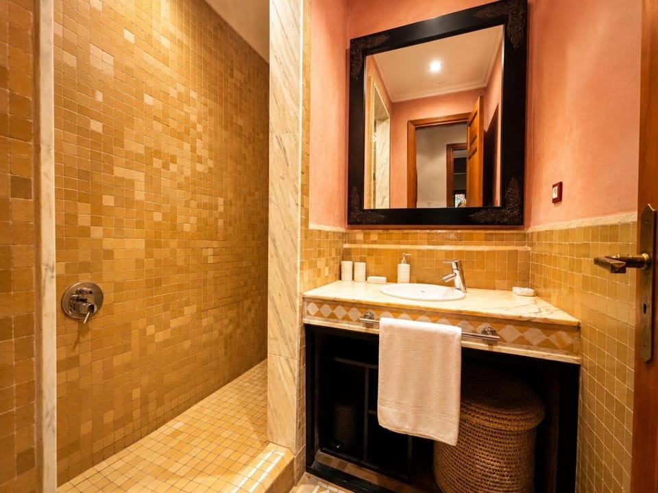2 bedroom palmeraie, pools & 3 terraces Apartment in Marrakesh