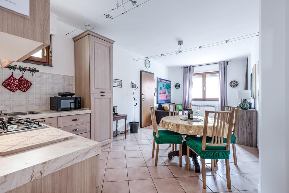 Kitchen or kitchenette, Living room, Dining area, dishwasher, oven, stove