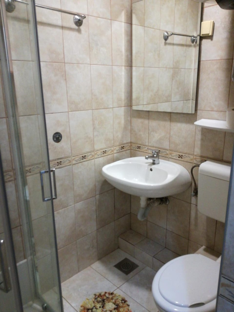 Shower, Toilet, Bathroom