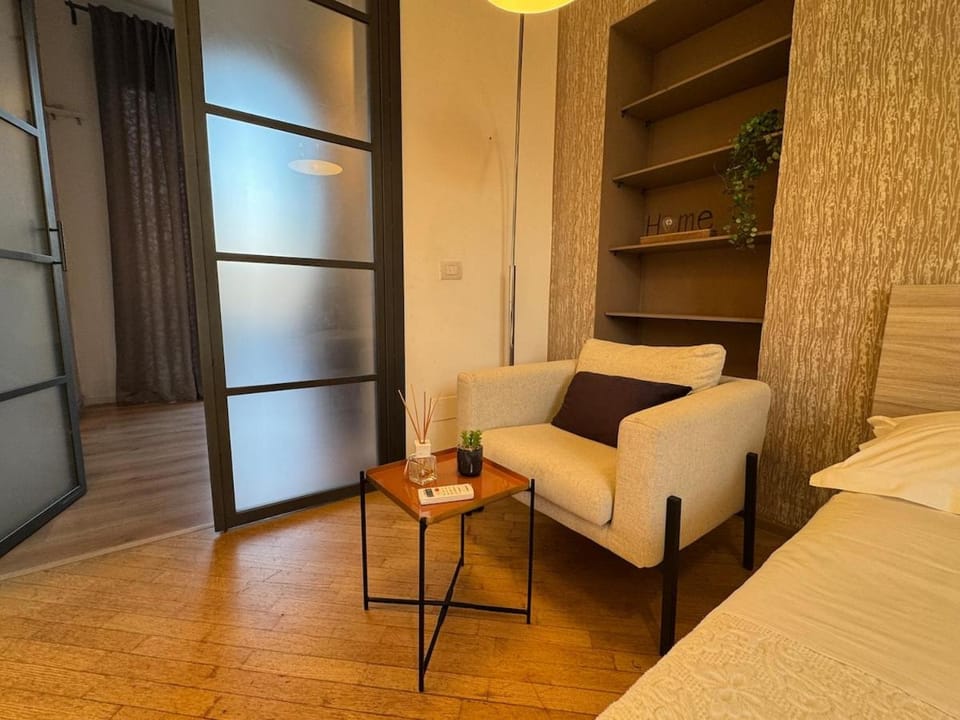 Central penthouse 5 minutes from duomo Apartment in Milan
