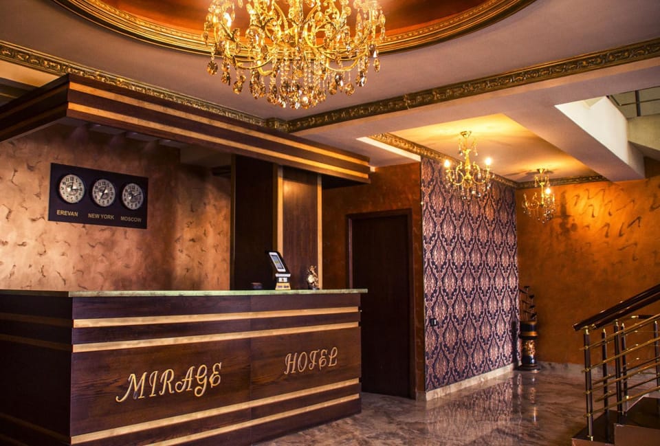 Communal lounge/ TV room, Lobby or reception