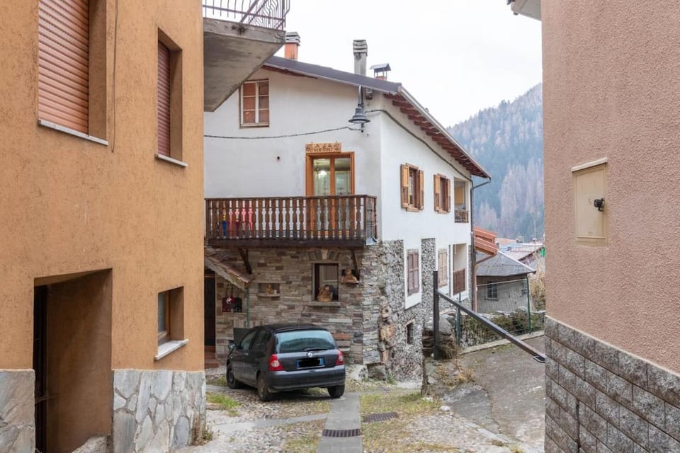 Casa Chechi tra Aprica e Ponte di Legno Apartment in Province of Brescia
