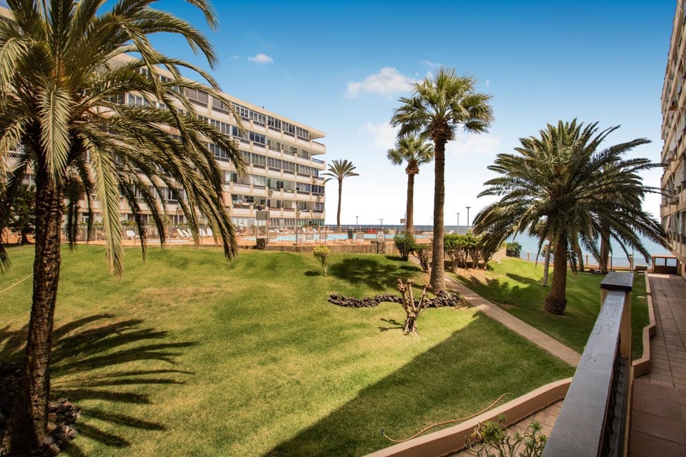 Aguila Playa Beach Escape Apartment in Maspalomas