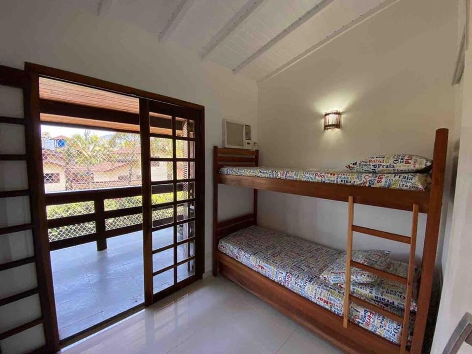 Bed, Photo of the whole room, Bedroom, bunk bed