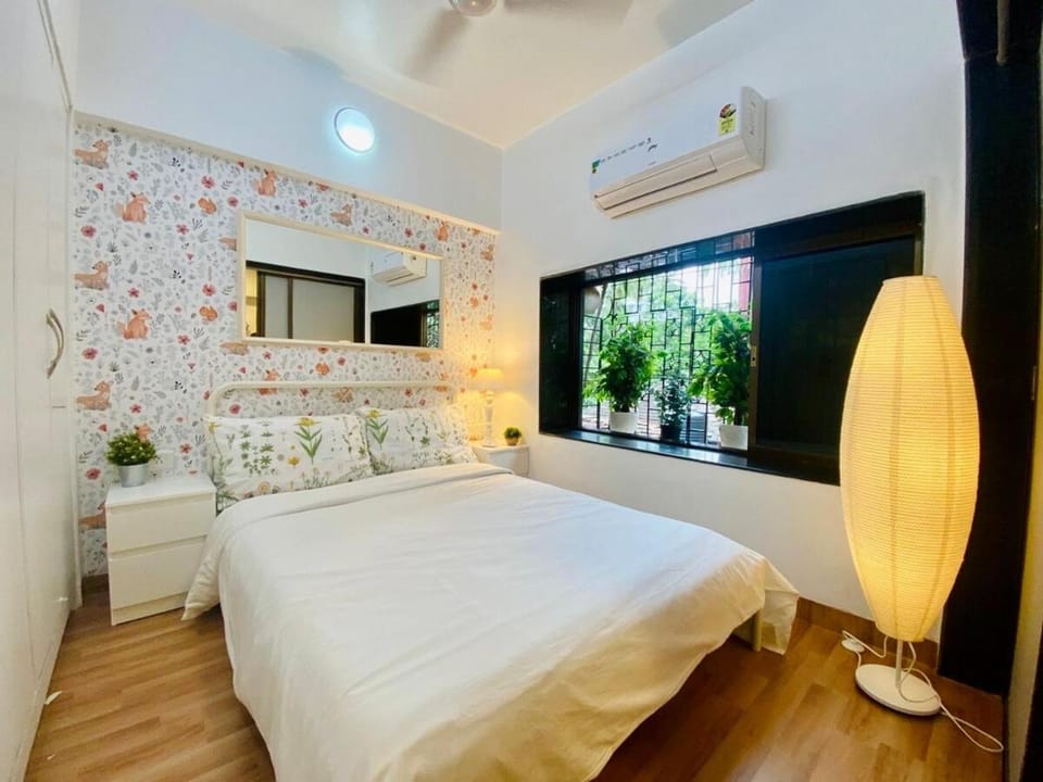 Bed, Bedroom, air conditioner