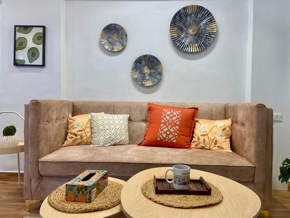 Living room, Seating area