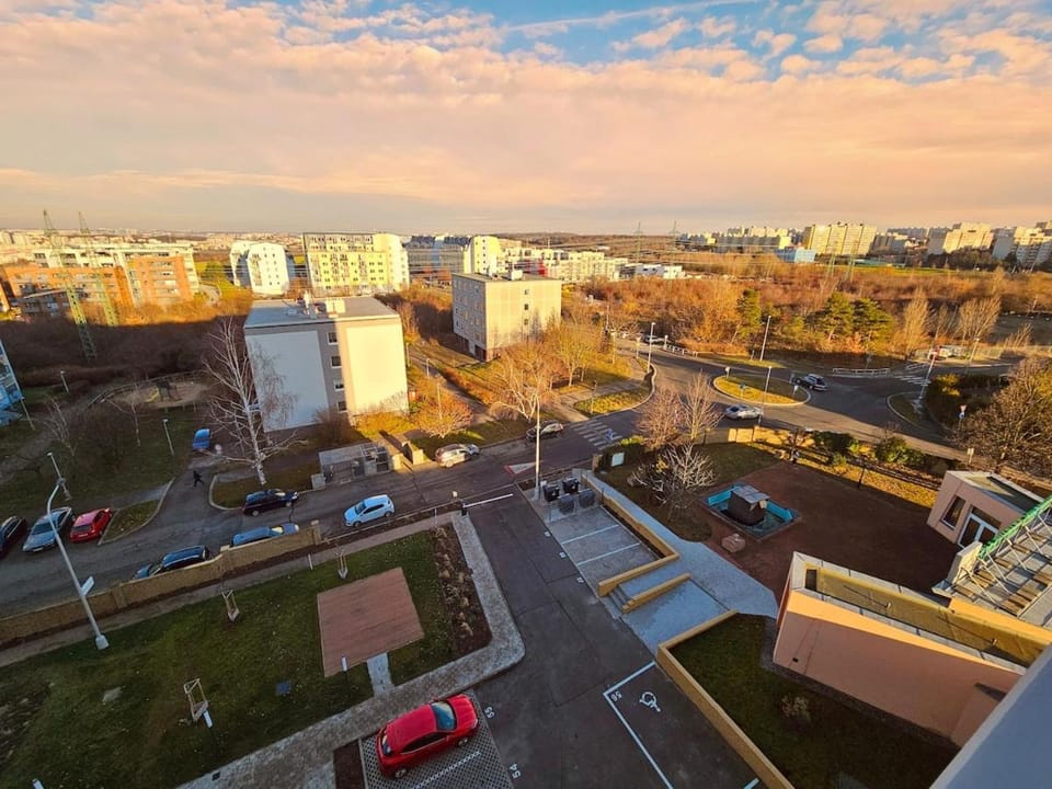Neighbourhood, Bird's eye view, City view, Street view