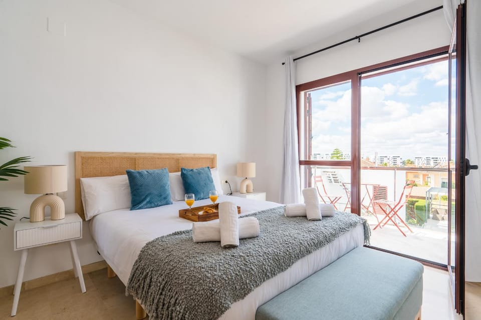 Luxury villa in Sevilla - Pool, Terrace & GameRoom Apartment in Seville