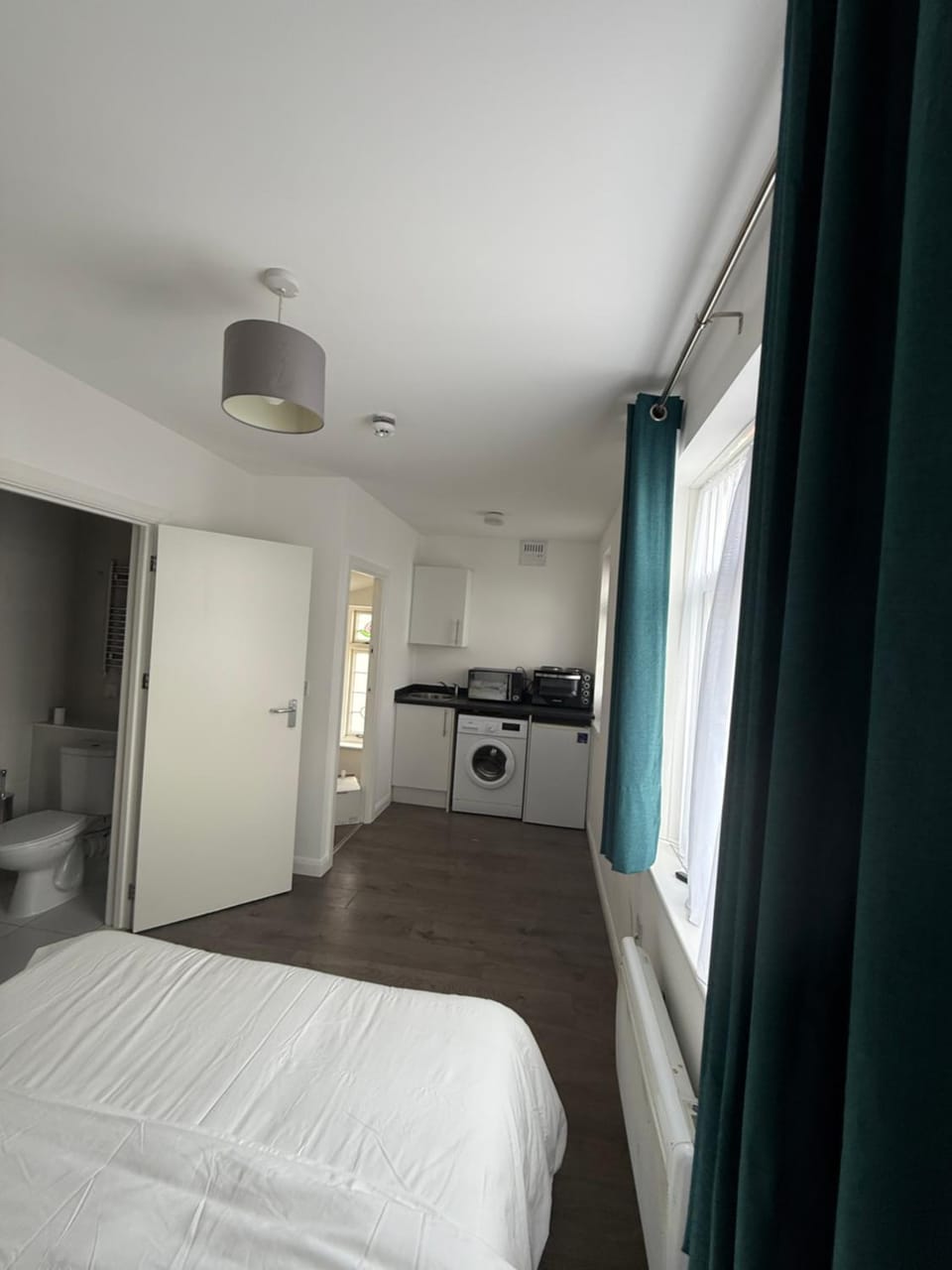 Comfy Studio Flat Bed and Breakfast in Ilford