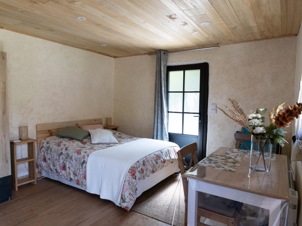 Gite de la source du Touron House in Occitanie