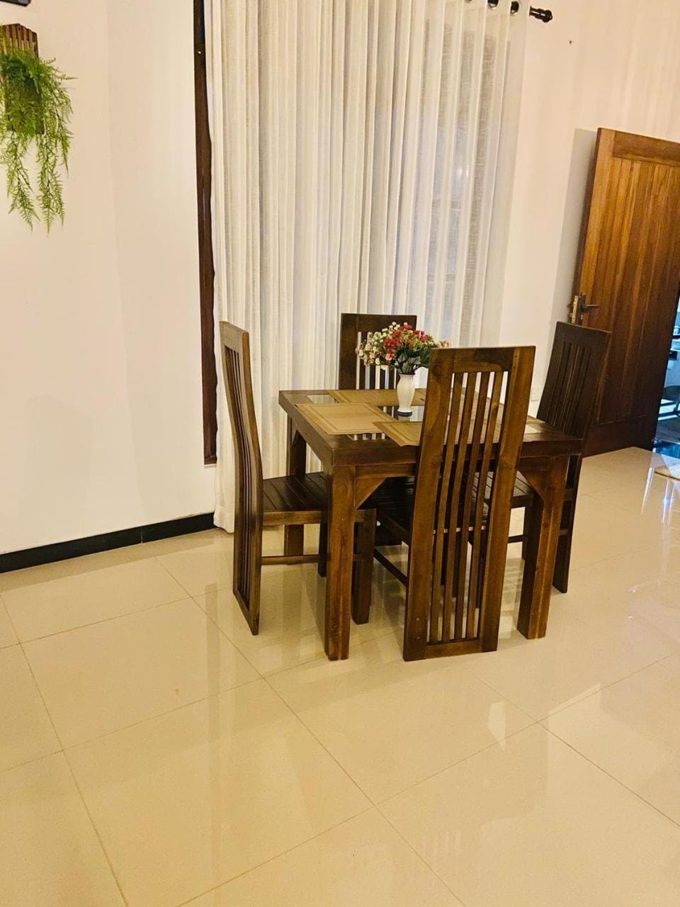 Home Guard Villa Apartment in Kamburugamuwa