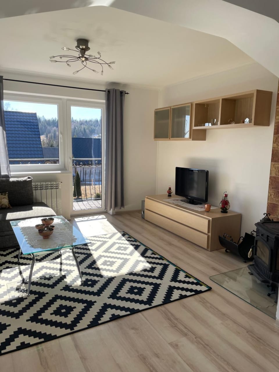 TV and multimedia, Evening entertainment, fireplace