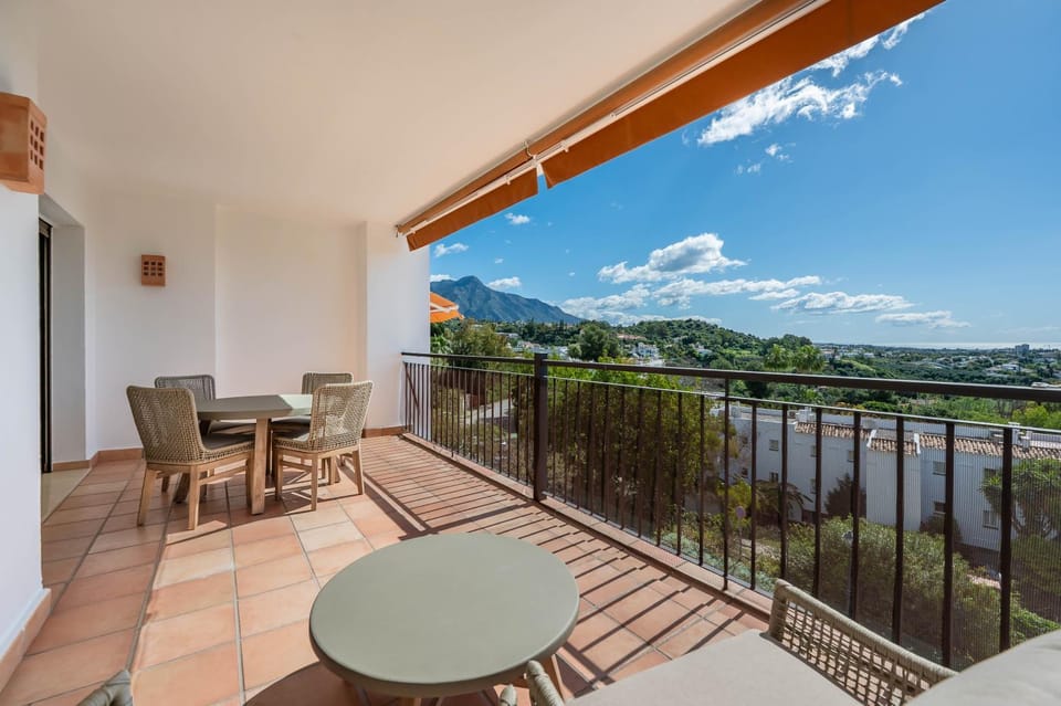 Day, View (from property/room), Balcony/Terrace, Mountain view