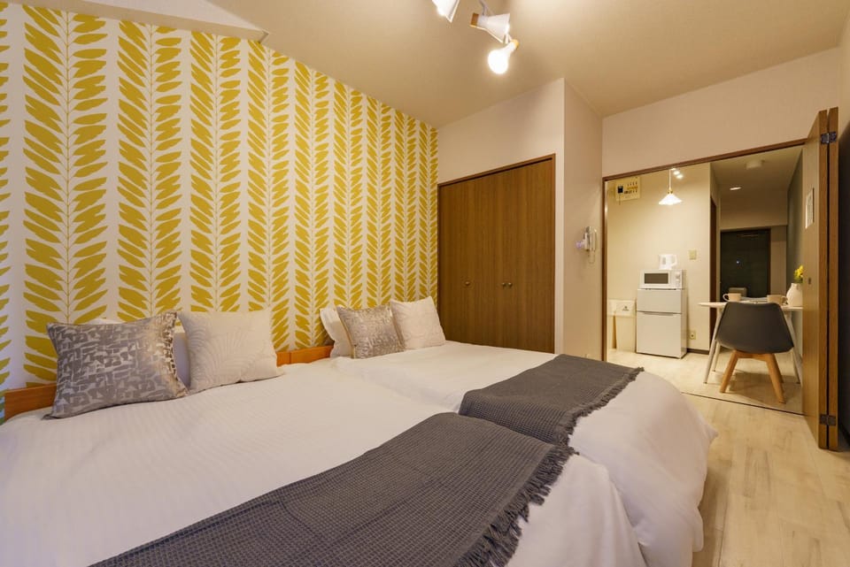 Bed, Photo of the whole room, Bedroom, wardrobe, air conditioner
