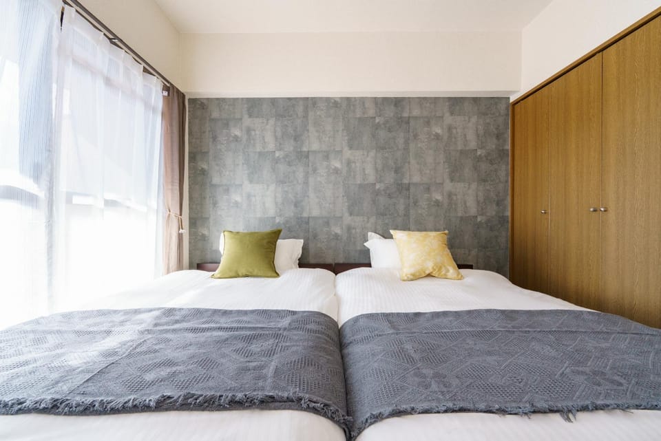 Bed, Photo of the whole room, Bedroom, wardrobe